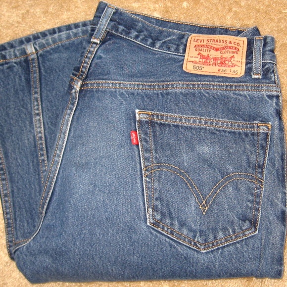 VINTAGE LEVI STRAUSS 505 MEDIUM WASH 36 X 36 - Picture 1 of 4